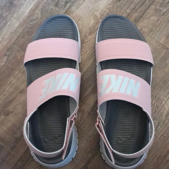 nike slides women tanjun